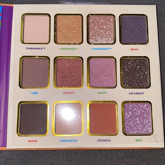NEW Cinnamon Toast Crunch eyeshadow palette - Picture 2 of 7